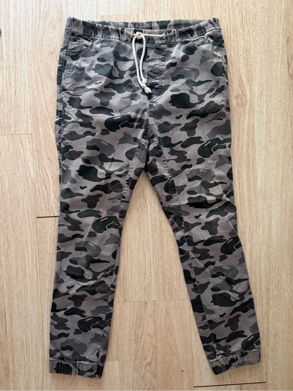 Camo Jogger Pants - Gray Camo